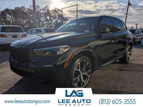 Used 2020 BMW X5 M50i w/ Premium Package image 7