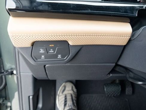 New 2026 Volkswagen Atlas Cross Sport SE image 25