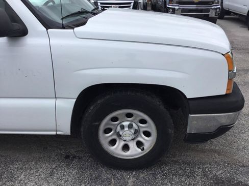 Used 2006 Chevrolet Silverado 1500 W/T RWD image 14