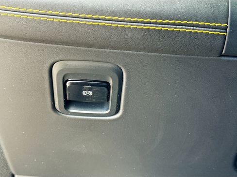 Certified 2024 Maserati Grecale Trofeo image 34