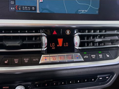 Used 2020 BMW 330i xDrive Sedan w/ Driving Assistance Package image 22