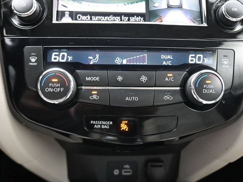 Used 2022 Nissan Rogue Sport SV w/ Technology Package AWD/4WD image 18
