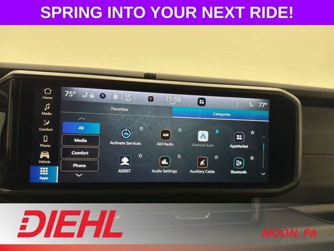 Used 2025 Jeep Wrangler Unlimited Rubicon w/ Convenience Group image 29