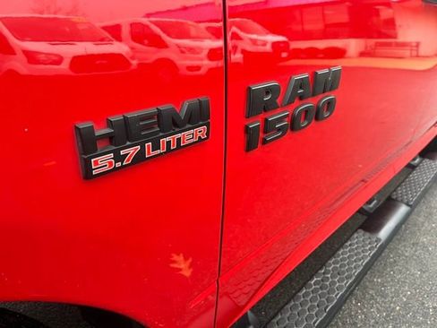 Used 2018 RAM 1500 Express w/ Express Value Package image 9