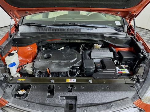 Used 2017 Hyundai Santa Fe Sport FWD image 30