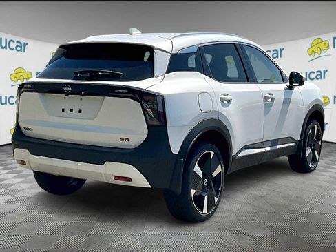 New 2025 Nissan Kicks SR FWD image 6