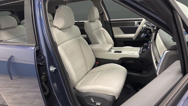 Used 2026 Hyundai Santa Fe Limited AWD/4WD image 25
