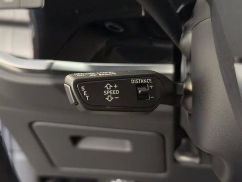 Certified 2025 Audi Q3 2.0T Premium w/ Convenience Package AWD/4WD image 14