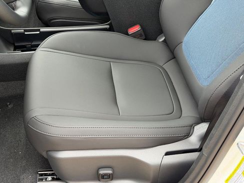 New 2026 Volvo EX30 Plus w/ Climate Package RWD image 13