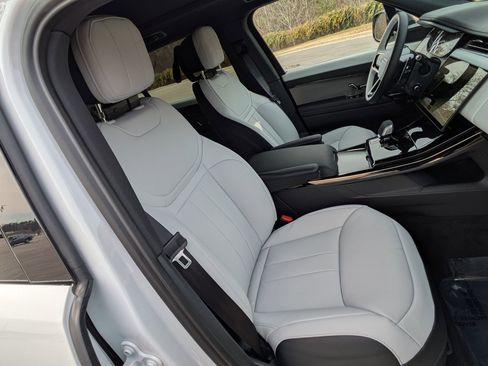 New 2026 Land Rover Range Rover Sport Dynamic SE image 30