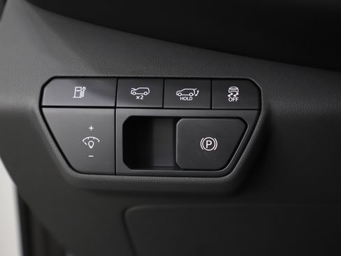 Used 2024 Kia EV9 Land image 33