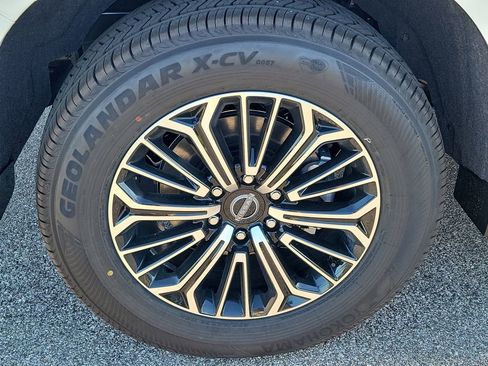 New 2026 Nissan Armada SL w/ Captain's Chari Seat Package RWD image 6