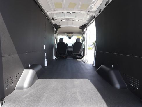 New 2026 Ford Transit 250 148 Medium Roof RWD image 12