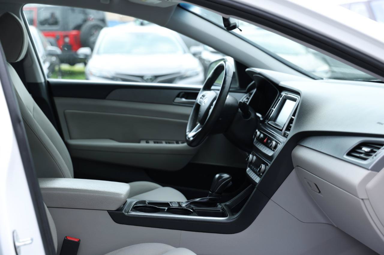 Used 2019 Hyundai Sonata SEL FWD image 14