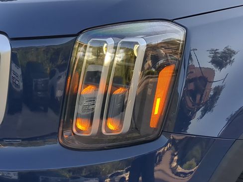 Used 2024 Kia Telluride S w/ S Sunroof Package FWD image 44