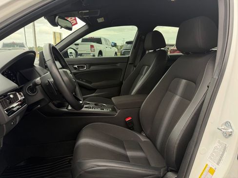Used 2025 Honda Civic Sport image 9