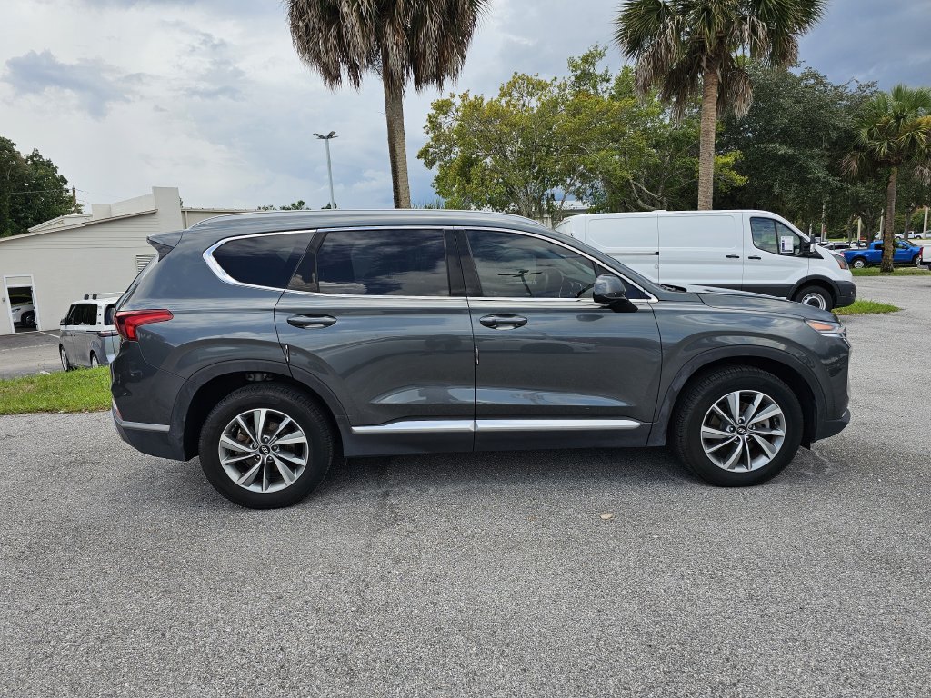 Used 2019 Hyundai Santa Fe SEL w/ Cargo Package FWD image 2