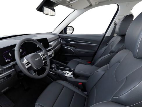 New 2025 Kia Telluride S image 17