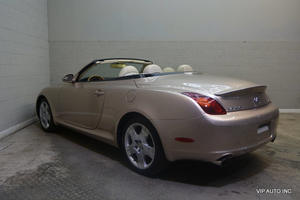 Used 2004 Lexus SC 430 Convertible RWD image 12