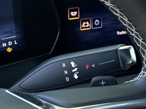 Certified 2026 Chevrolet Traverse LT FWD image 19