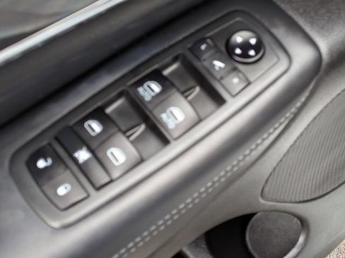 Certified 2020 Jeep Grand Cherokee Overland AWD/4WD image 25