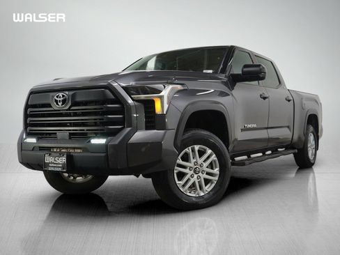 Used 2022 Toyota Tundra SR5 AWD/4WD image 1