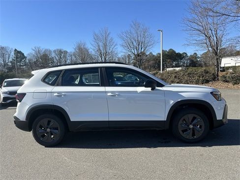 New 2026 Volkswagen Taos S image 6