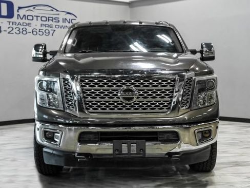 Used 2016 Nissan Titan SL AWD/4WD image 7