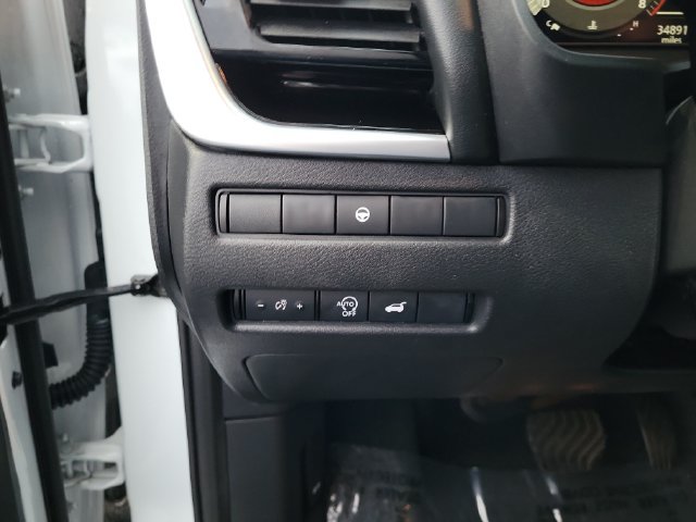 Used 2026 Nissan Rogue SL AWD/4WD image 22