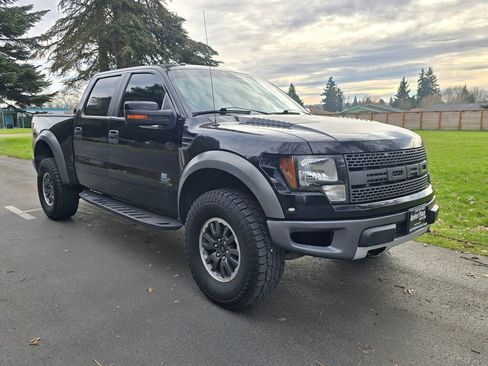 Used 2011 Ford F150 Raptor w/ SVT Exterior Graphics Pkg image 9