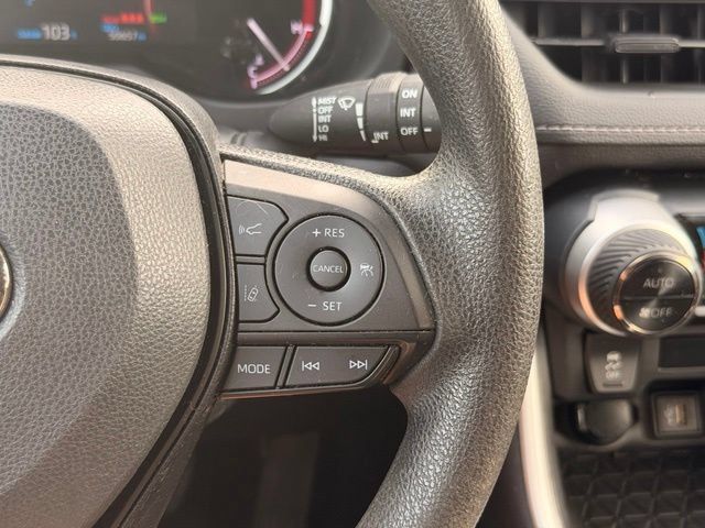 Used 2023 Toyota RAV4 XLE FWD image 25