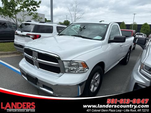 Used 2017 RAM 1500 Classic SLT image 1