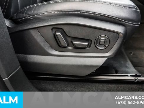 Used 2021 Audi Q8 AWD/4WD image 46