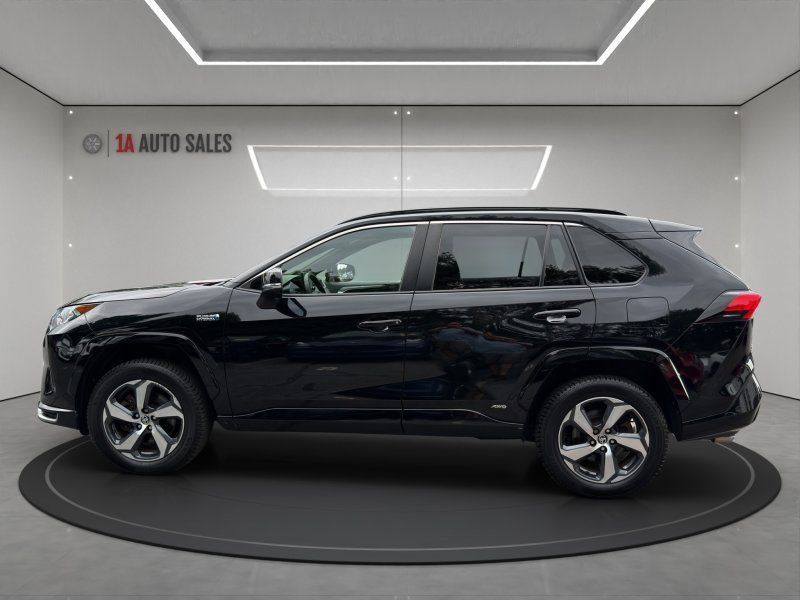 Used 2021 Toyota RAV4 Prime SE AWD/4WD image 2