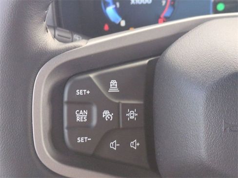 New 2025 Ford Bronco Badlands image 25