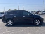 Used 2017 Chevrolet Traverse Premier image 2