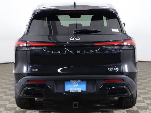 Used 2024 INFINITI QX60 Luxe w/ Vision Package AWD/4WD image 16