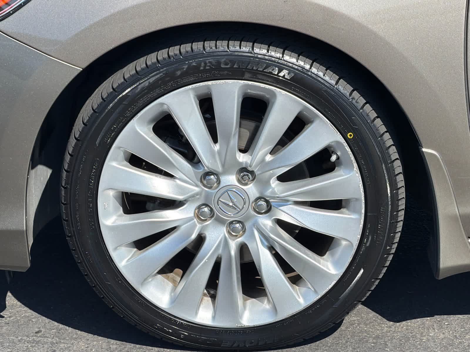 Used 2015 Acura RLX w/ Technology Package FWD image 30