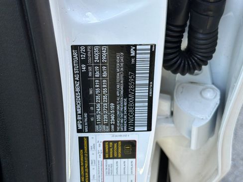 Used 2021 Mercedes-Benz GLC 300 4MATIC image 38