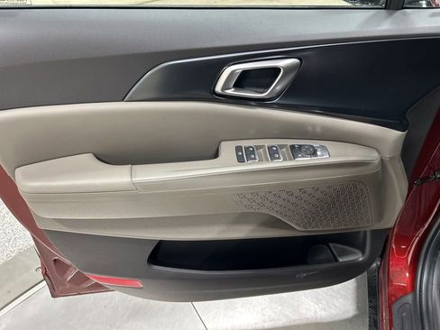 New 2026 Kia Carnival image 9