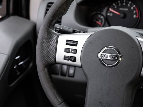 Used 2019 Nissan Frontier S image 13