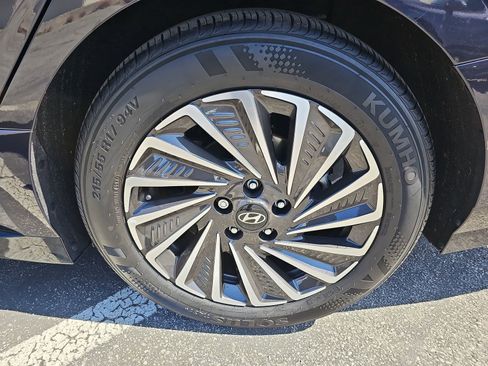Certified 2025 Hyundai Sonata Limited image 39