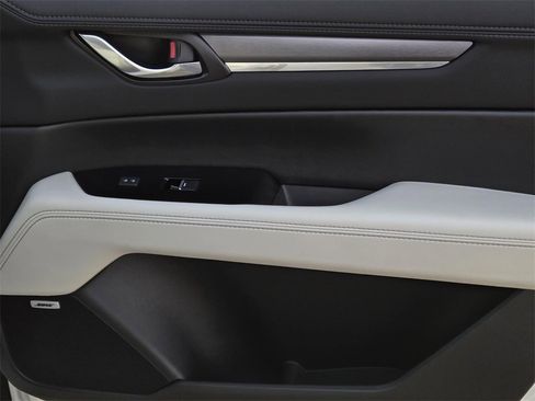New 2025 MAZDA CX-5 AWD 2.5 S w/ Premium Plus Pkg image 6