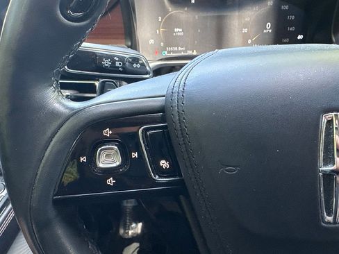 Used 2023 Lincoln Aviator Reserve w/ Equipment Group 201A AWD/4WD image 10