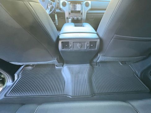 Used 2021 Toyota Tundra SR5 w/ Trail Edition image 27