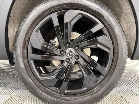 Used 2023 Volkswagen Atlas SE w/ Black Wheel Package AWD/4WD image 33