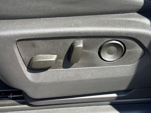 Used 2024 Chevrolet Silverado 1500 High Country w/ Technology Package image 19