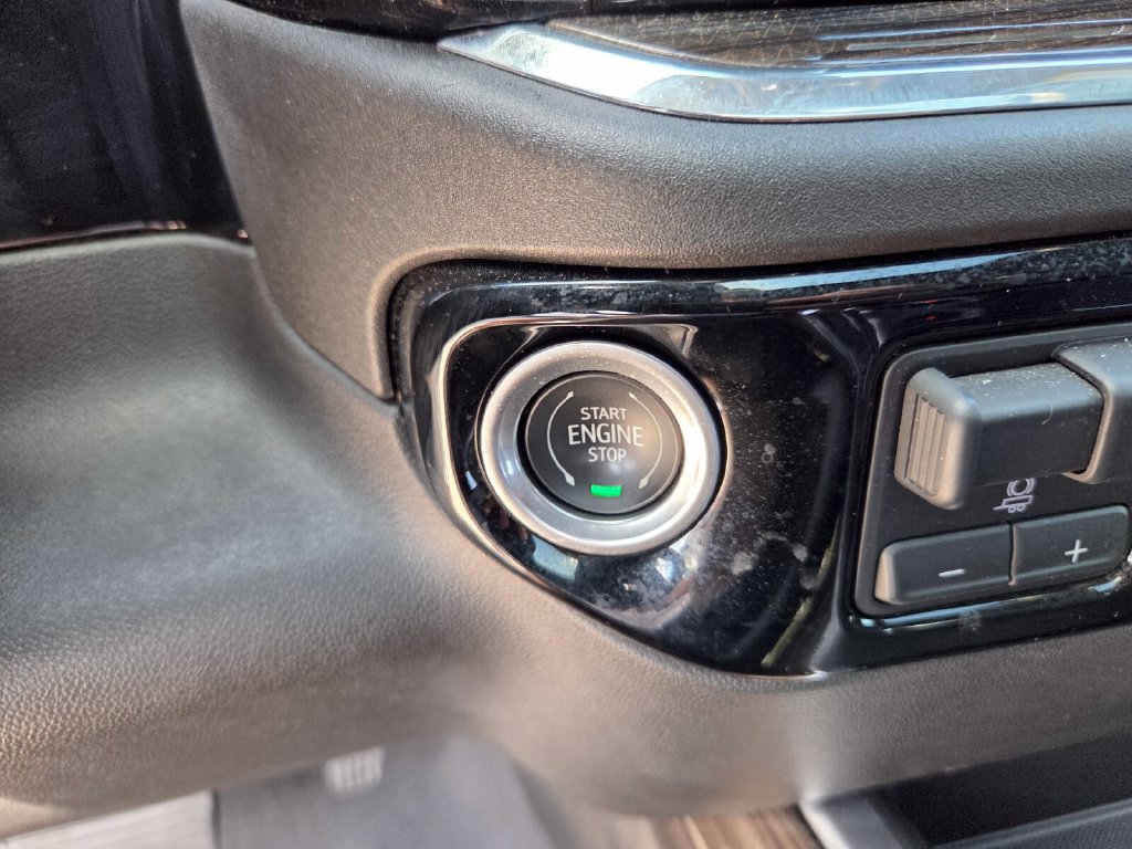 Used 2023 Chevrolet Silverado 1500 RST AWD/4WD image 30