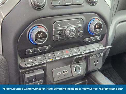 Used 2021 Chevrolet Silverado 1500 LTZ w/ LTZ Premium Package AWD/4WD image 42
