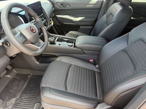 New 2026 Nissan Pathfinder Rock Creek image 15